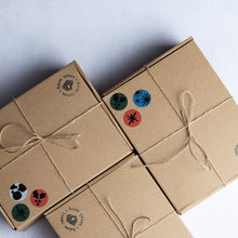 Φόρτωση εικόνας στο εργαλείο προβολής Συλλογής, CHRISTMAS COMBO BOX | ΤΟΥ ΤΡΑΠΕΖΙΟΥ